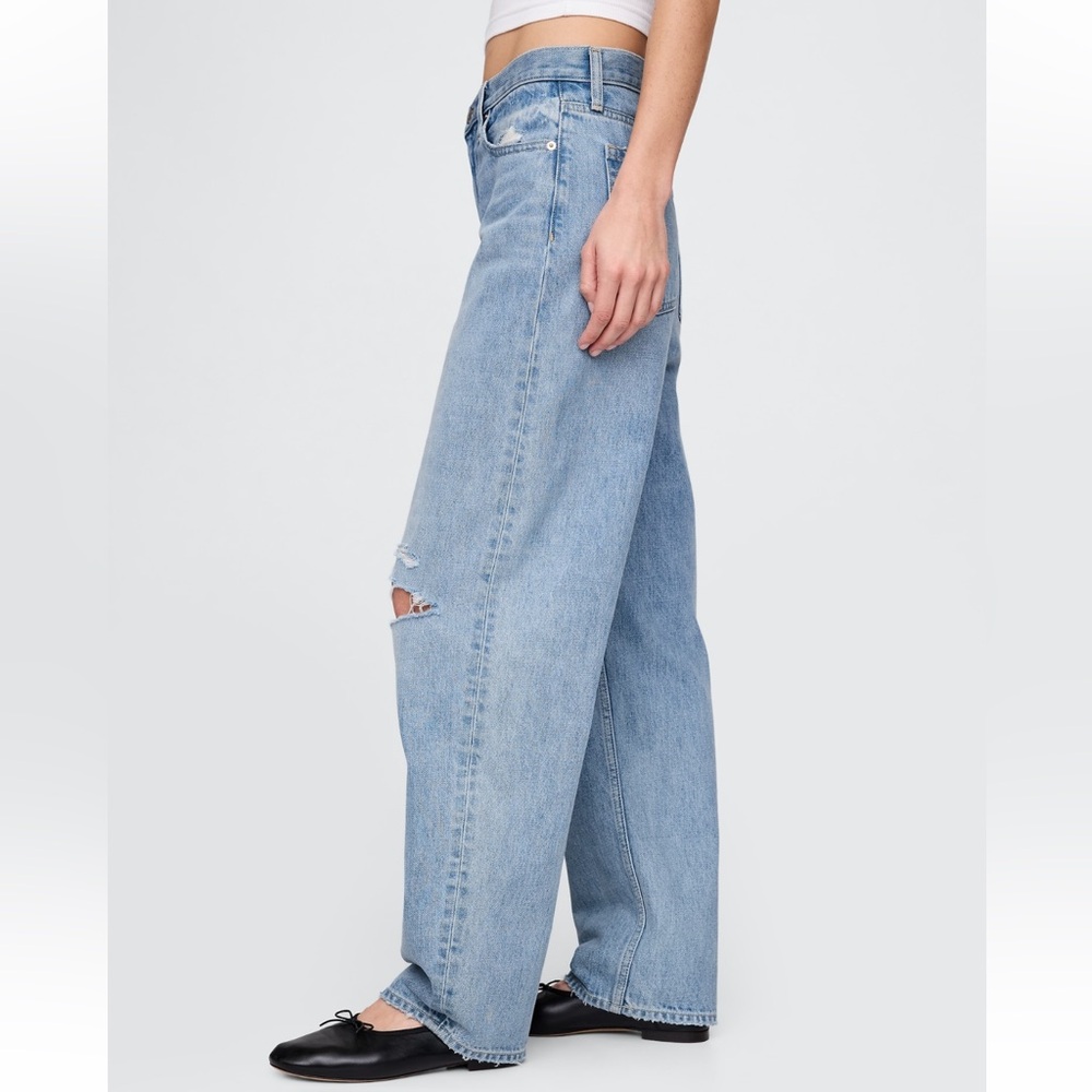 The Gap High Rise Distressed Barrel Jeans Medium Wash | Size 29 Long - Picture 8 of 12
